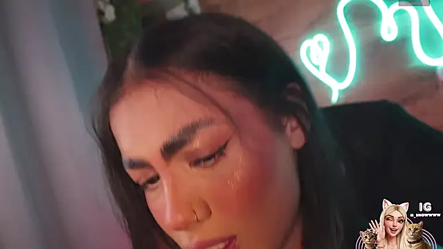 Snapshot of Miila_snow chatting on April 2026 03:13:01 PM Miila snow online show from April 2026 03:13:01 PM