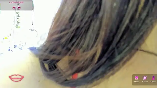 Snapshot of Valeria_carter chatting on March 2026 08:08:02 PM Valeria carter online show from March 2026 08:08:02 PM