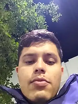 Haustin202 online show from November 2025 01:52:01 AM