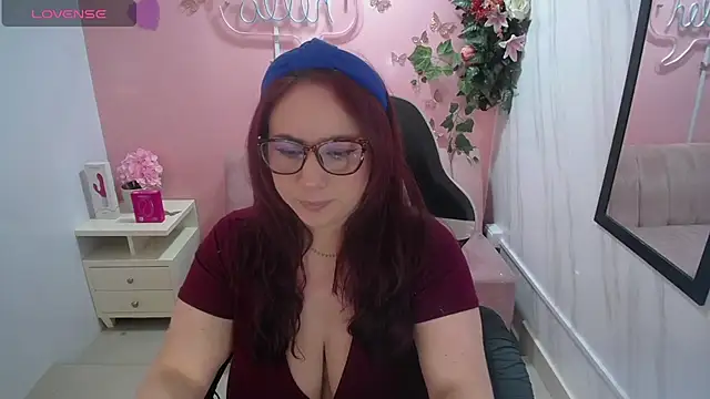 Snapshot of bellatrix_ch chatting on June 2026 12:53:02 PM bellatrix ch online show from June 2026 12:53:02 PM