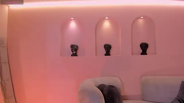 IsabellaMoreau online show from October 2025 08:51:02 PM