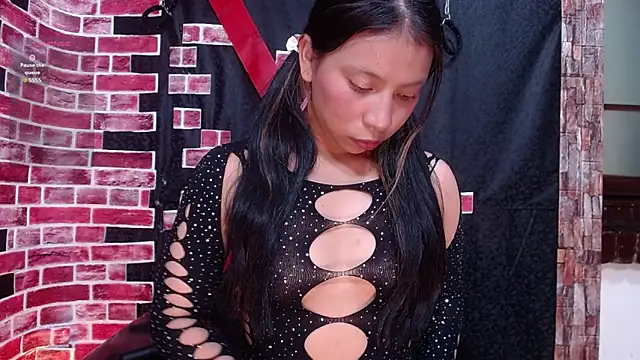 Snapshot of samara_selene chatting on April 2026 07:19:01 PM samara selene online show from April 2026 07:19:01 PM