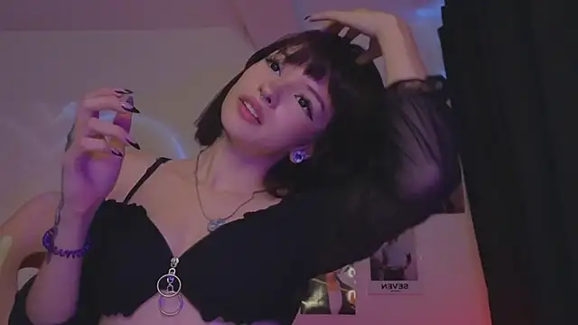 Snapshot of Moonlightt_21 chatting on April 2026 10:26:01 PM Moonlightt 21 online show from April 2026 10:26:01 PM