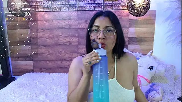 mafe velezzz online show from November 2025 01:11:01 PM