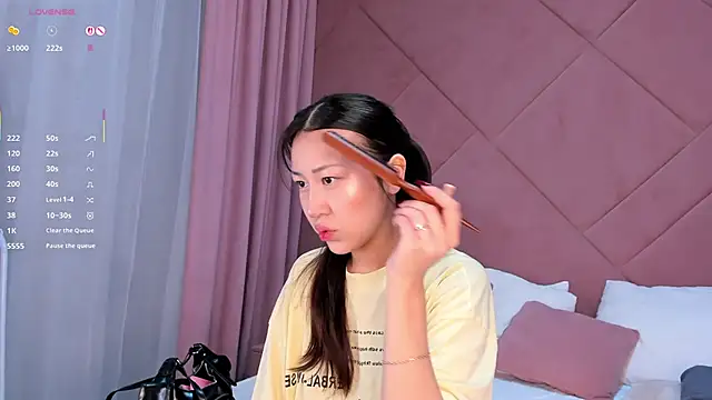 Snapshot of Nelly_Kimm chatting on January 2026 01:08:02 AM Nelly Kimm online show from January 2026 01:08:02 AM