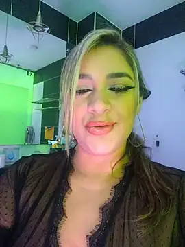 NicoleDiior online show from May 2026 03:17:02 PM