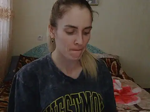 Snapshot of JayeTyler chatting on December 2025 07:47:02 AM JayeTyler online show from December 2025 07:47:02 AM