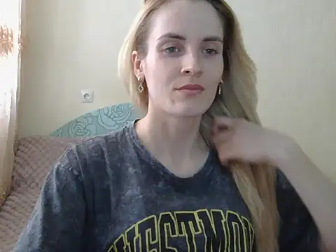 Snapshot of JayeTyler chatting on March 2026 07:48:02 AM JayeTyler online show from March 2026 07:48:02 AM