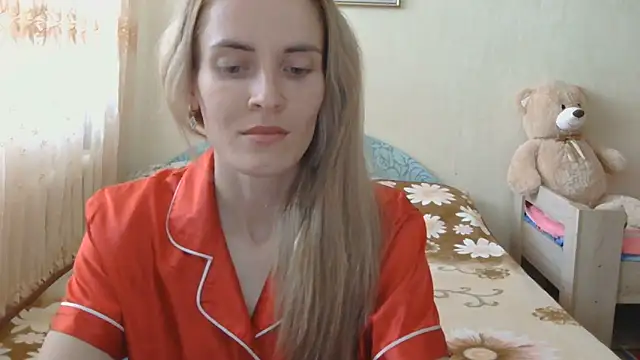 Snapshot of JayeTyler chatting on June 2026 05:54:02 AM JayeTyler online show from June 2026 05:54:02 AM