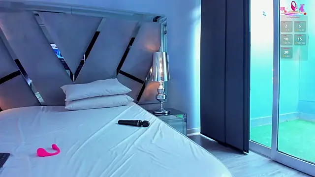 miamirage  online show from September 2025 12:31:02 PM