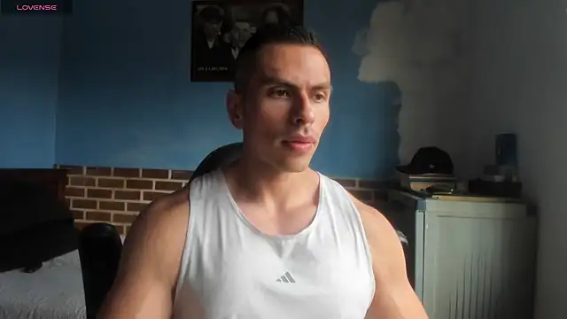Snapshot of justinkarter chatting on June 2026 05:34:01 PM justinkarter online show from June 2026 05:34:01 PM