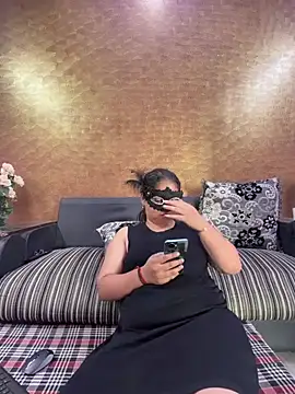 Iampriyaaa15 online show from July 2026 06:59:02 AM