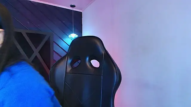 zoe martins  online show from March 2026 05:34:02 PM