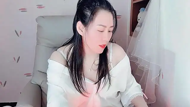 Eve5215 online show from March 2026 03:41:01 PM