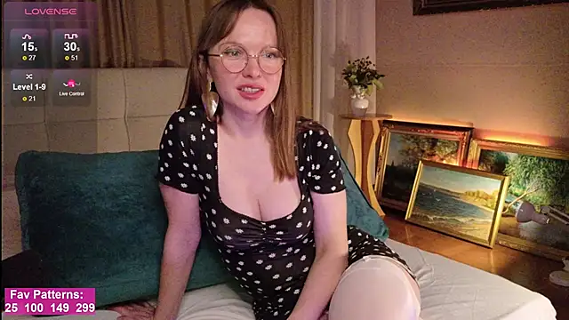 Snapshot of IkonaDidi chatting on November 2025 05:06:01 AM IkonaDidi online show from November 2025 05:06:01 AM