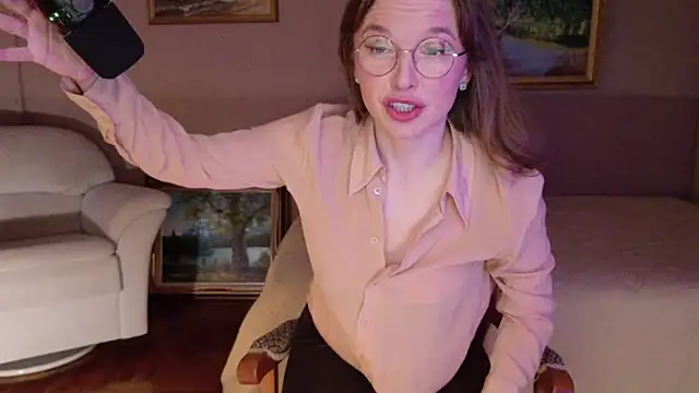 Snapshot of IkonaDidi chatting on April 2026 04:41:02 PM IkonaDidi online show from April 2026 04:41:02 PM