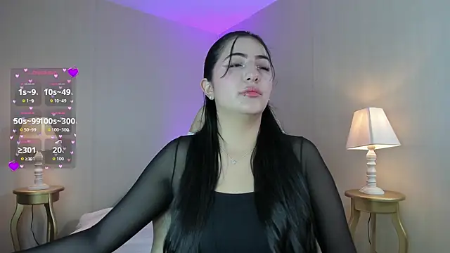 Snapshot of alessiafiore_ chatting on October 2025 01:06:02 PM alessiafiore online show from October 2025 01:06:02 PM