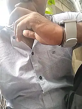 Dickdelhi online show from October 2025 06:00:02 AM