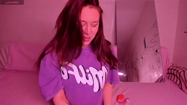 Snapshot of Lil_Foxy9 chatting on April 2026 05:36:01 PM Lil Foxy9 online show from April 2026 05:36:01 PM