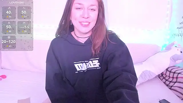 Snapshot of Lil_Foxy9 chatting on May 2026 07:53:02 PM Lil Foxy9 online show from May 2026 07:53:02 PM