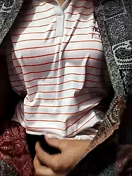 Snapshot of Sx-Maniya chatting on November 2025 04:41:02 PM Sx-Maniya online show from November 2025 04:41:02 PM