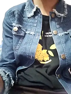 Snapshot of Sx-Maniya chatting on December 2025 04:27:01 PM Sx-Maniya online show from December 2025 04:27:01 PM