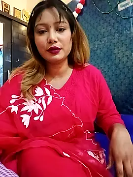 alexa cam44 online show from October 2025 08:42:01 PM