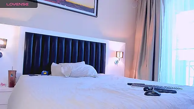 Snapshot of marrenaa chatting on November 2025 07:13:02 AM marrenaa online show from November 2025 07:13:02 AM