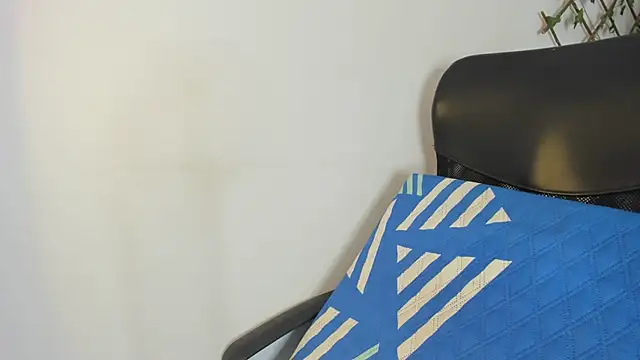 Snapshot of carolinacrus01 chatting on September 2025 04:53:02 PM carolinacrus01 online show from September 2025 04:53:02 PM