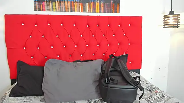 Snapshot of carolinacrus01 chatting on September 2025 03:48:02 PM carolinacrus01 online show from September 2025 03:48:02 PM