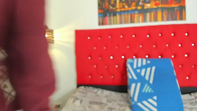 Snapshot of carolinacrus01 chatting on September 2025 04:12:02 PM carolinacrus01 online show from September 2025 04:12:02 PM