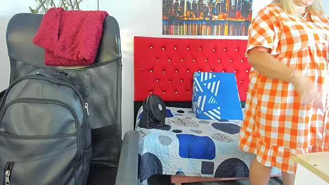 Snapshot of carolinacrus01 chatting on November 2025 02:27:02 PM carolinacrus01 online show from November 2025 02:27:02 PM