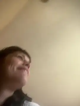 SarettaB90 online show from September 2025 12:10:01 PM