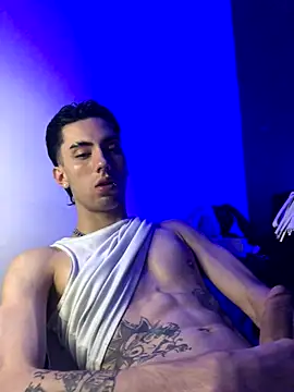 redmen69 online show from September 2025 02:57:01 AM