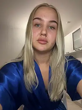 CandyVice online show from December 2025 06:14:01 PM