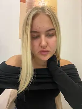 CandyVice online show from December 2025 05:09:01 PM