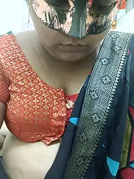 Snapshot of dhanshri143 chatting on September 2025 07:21:02 AM dhanshri143 online show from September 2025 07:21:02 AM