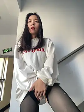 Snapshot of xinmeng-000 chatting on March 2026 06:29:01 AM xinmeng-000 online show from March 2026 06:29:01 AM