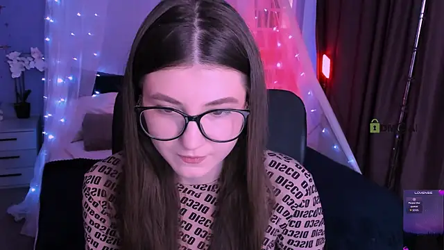 Snapshot of lissa_night chatting on December 2025 10:22:02 AM lissa night online show from December 2025 10:22:02 AM