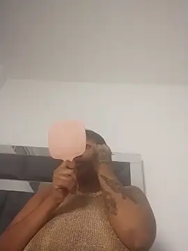 Snapshot of SheilaCoopers_ chatting on April 2026 10:31:01 AM SheilaCoopers online show from April 2026 10:31:01 AM