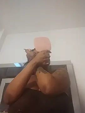 Snapshot of SheilaCoopers_ chatting on April 2026 11:45:02 AM SheilaCoopers online show from April 2026 11:45:02 AM