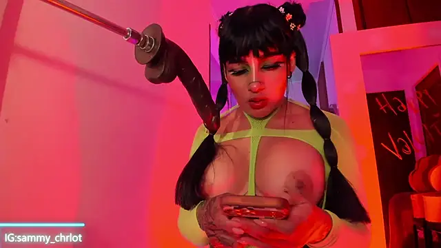 Sammy charlot online show from February 2026 09:33:02 PM