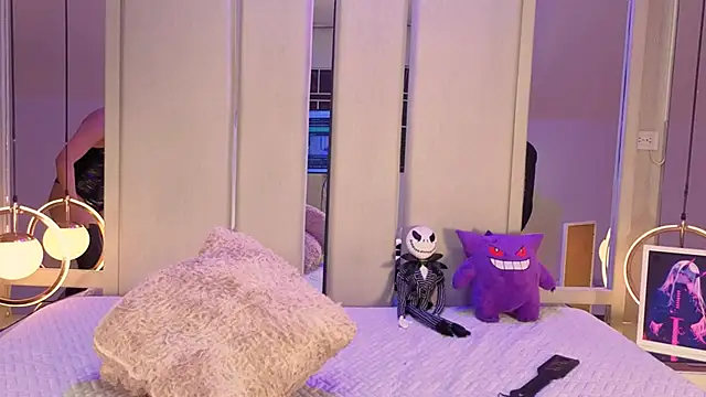 Snapshot of VesperVelvet chatting on October 2025 08:43:02 PM VesperVelvet online show from October 2025 08:43:02 PM