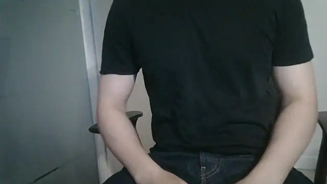 111owo111 online show from May 2026 02:46:02 PM
