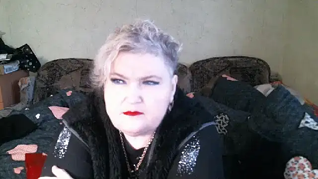 Snapshot of Lana555 chatting on November 2025 01:43:03 PM Lana555 online show from November 2025 01:43:03 PM