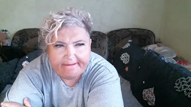 Snapshot of Lana555 chatting on November 2025 10:18:02 AM Lana555 online show from November 2025 10:18:02 AM