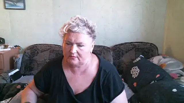 Snapshot of Lana555 chatting on December 2025 12:03:02 PM Lana555 online show from December 2025 12:03:02 PM