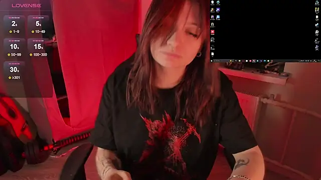 Snapshot of Melante chatting on March 2026 11:09:01 PM Melante online show from March 2026 11:09:01 PM