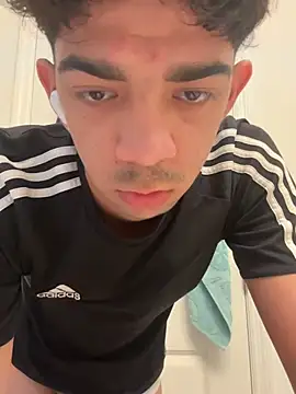 Snapshot of Ryan_12xX chatting on March 2026 10:59:02 PM Ryan 12xX online show from March 2026 10:59:02 PM