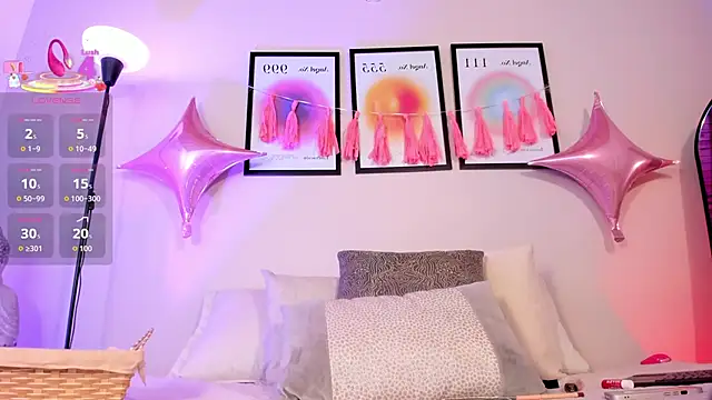 Snapshot of AriaMuse chatting on April 2026 08:13:02 PM AriaMuse online show from April 2026 08:13:02 PM